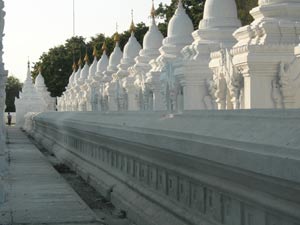 Kuthodaw Paya, Burma